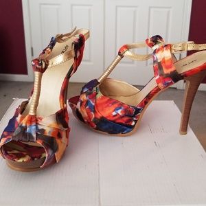 Apt 9 Floral heel